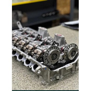 Головка блоку циліднрів S58B30