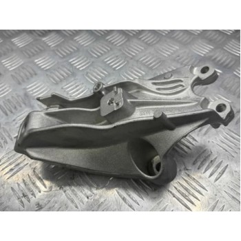 Кронштейн двигуна B47D20, B48B20