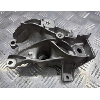 Кронштейн двигуна B47D20P